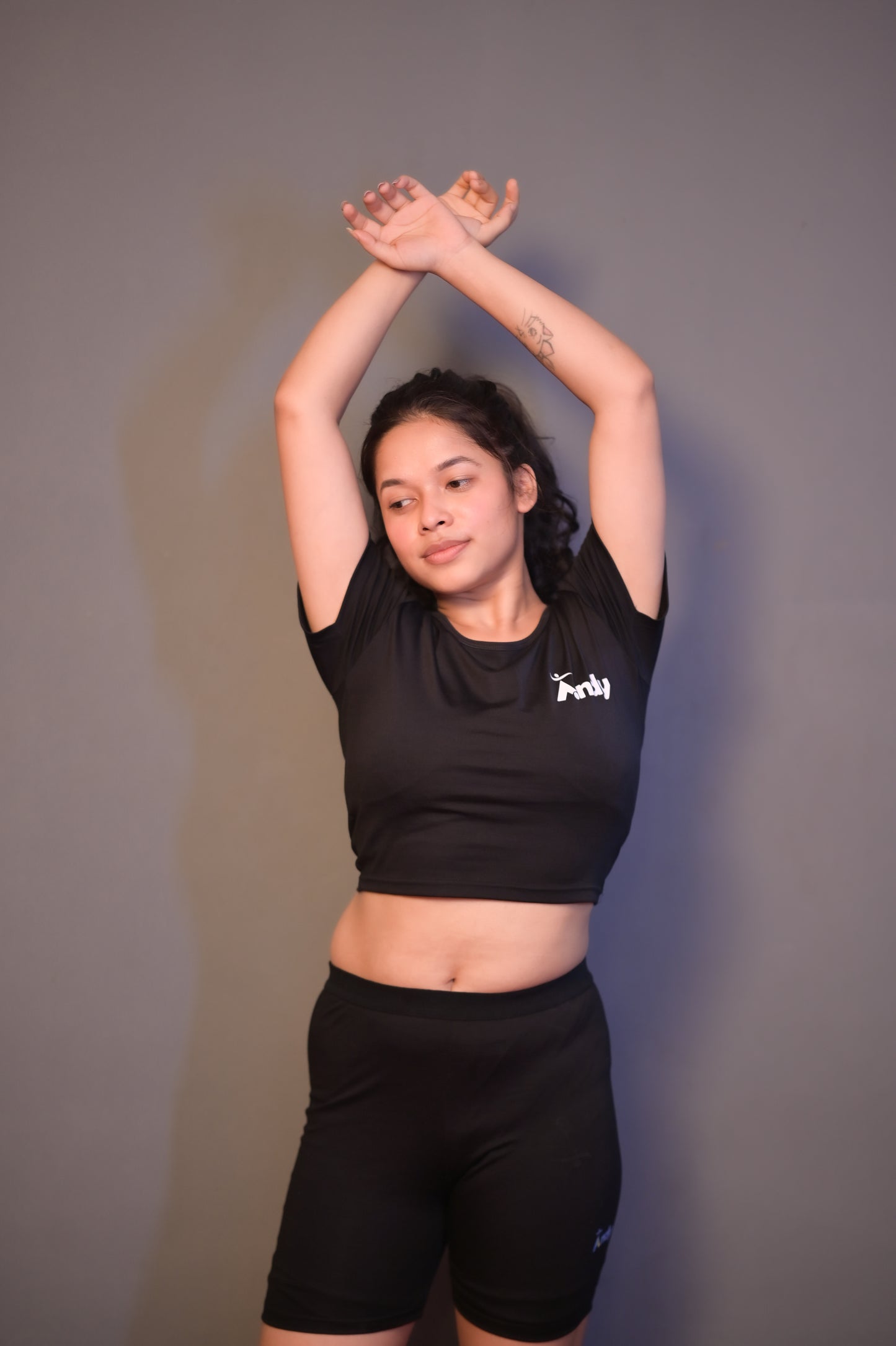 Aura Flow Women's Crop Top